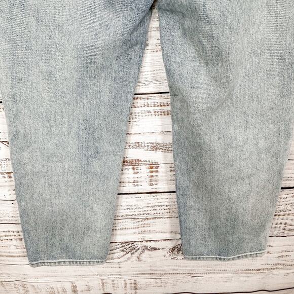 Blank NYC The Howard Light Wash Loose Fit Mid Rise Cropped Jeans, EUC, Size 29 - Picture 9 of 12